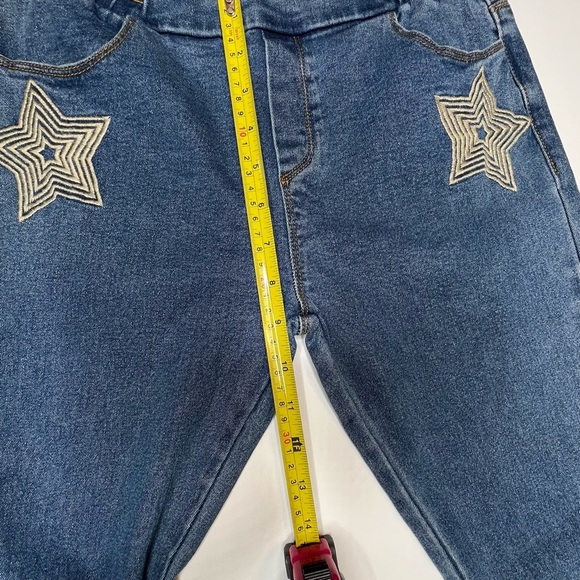 Hayden  Girls Jeans Sz 13/14 Fringe Hem, Star Accent, Stretch Waist, Pockets EUC - Picture 6 of 10